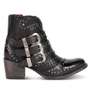 Freebird Savanna Booties, size 8, brand new- never worn